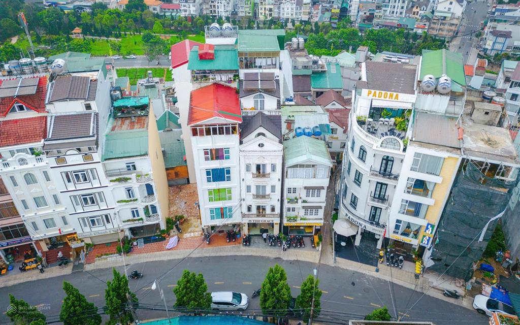 Bán khách sạn đà lạt đường nam kỳ khởi nghĩa, p1 cách hồ xuân hương chỉ 300m