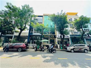 Bán nhà mt phổ quang p.2 tân bình dt 8.3x20m, nở hậu 10.5m, 3 tầng, giá 30 tỷ