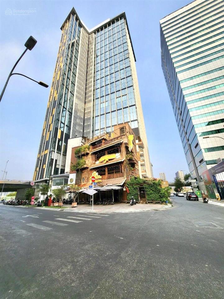 Bán nhà vị trí kim cương bến bạch đằng hàm nghi, quận 1  dt 23x16m, 2 hầm 12 lầu  giá 475 tỷ