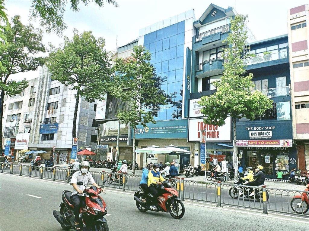 Sản phẩm khan hiếm mặt tiền đường 3/2, quận 10. dt 18x26m  nở hậu 24m  dtcn 504m²  giá 280 tỷ