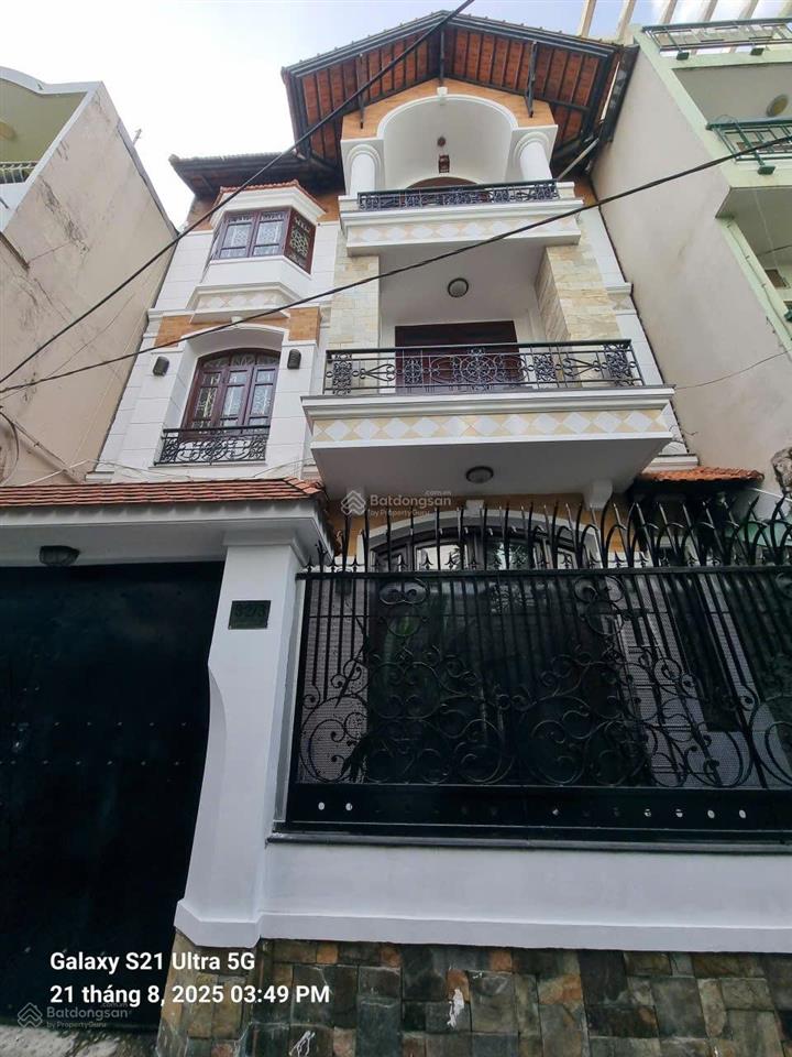 Bán vila gần đường nguyễn bỉnh khiêm q1 dt ngang 8m dttt 118m1 giá 32 tỷ