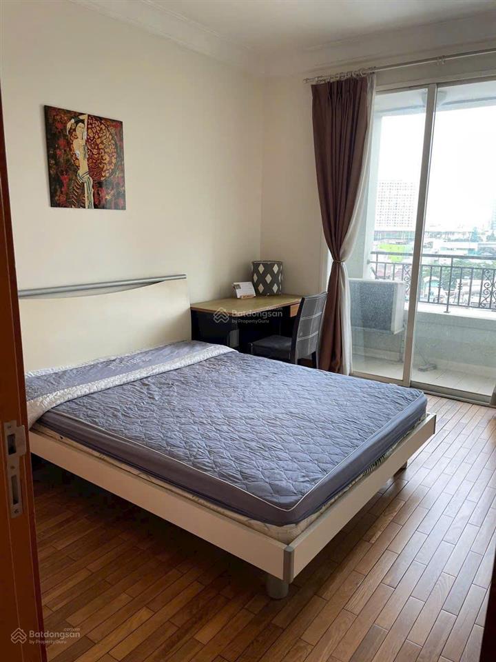 Cần bán gấp căn hộ the manor, 2 phòng ngủ, 2wc, giá 8 tỷ/căn,  0913 212 ***