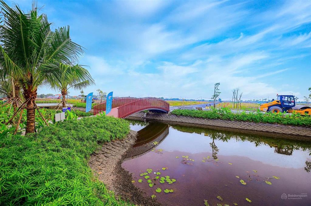 Tin chuẩn nhà phố la home 1 trệt 2 lầu giá 3.950 tỷ/căn, thanh toán trước 660 triệu trong 2 năm