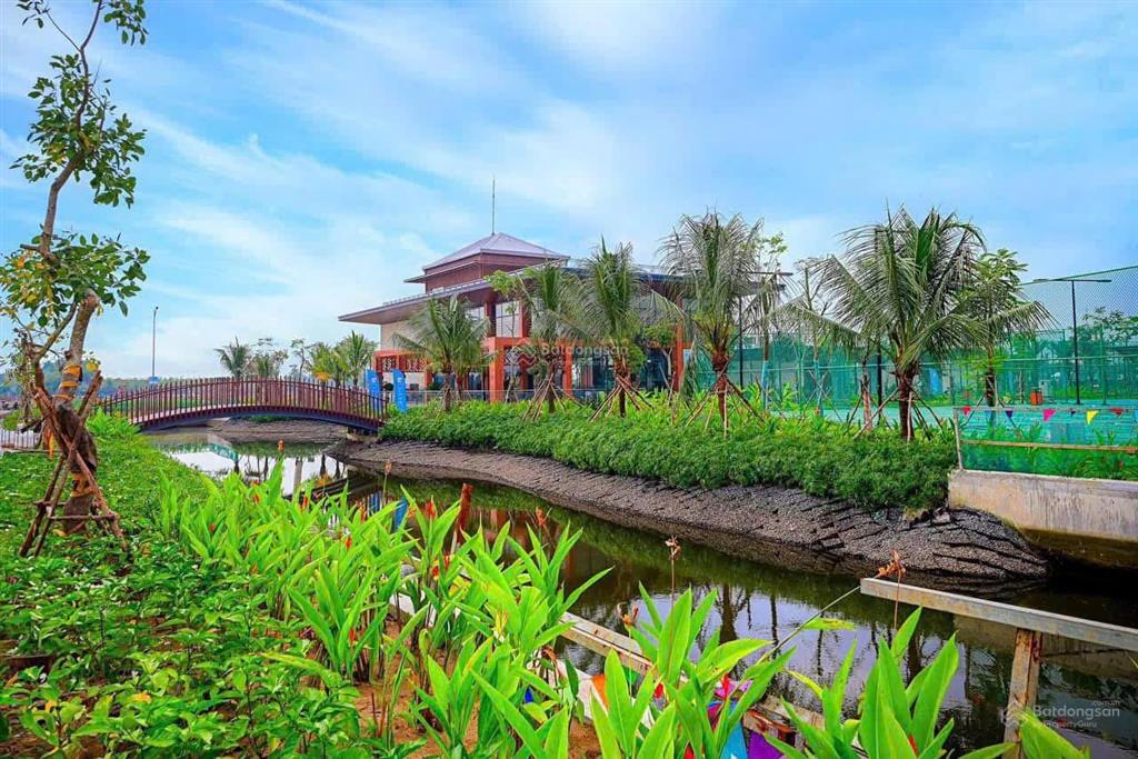 Tin chuẩn nhà phố la home 1 trệt 2 lầu giá 3.950 tỷ/căn, thanh toán trước 660 triệu trong 2 năm