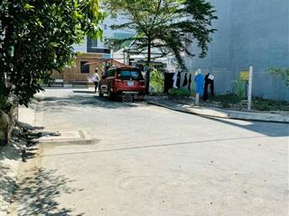 Bán đất anh tuấn nhà bè cách huỳnh tấn phát 50m dt 82m2 giá 4tỷ200 lk dự án amelie. 0909 519 ***