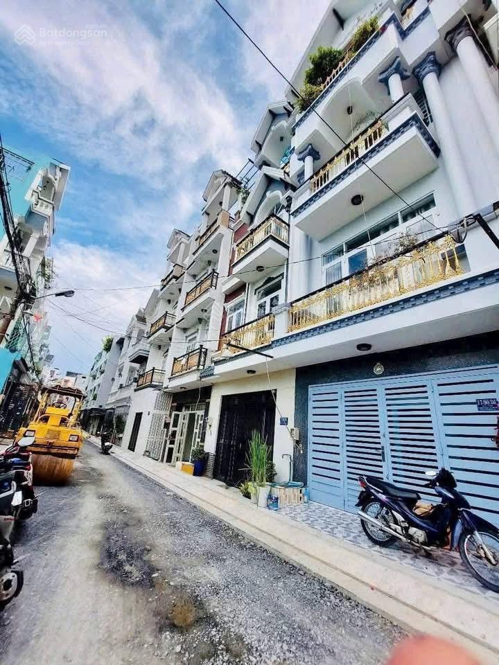 Bán nhà 3lầu giá rẻ bằng đất dt 60m2 chỉ 6tỷ 950tr ngay khu vip nhà bè lk quận 7. 0909 519 ***