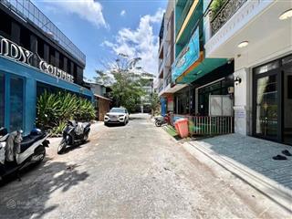 Bán nhà tân cổ điển có thang máymặt tiền đường số kdc chợ lớn phú mỹ quận 7 cạnh khu phú mỹ hưng