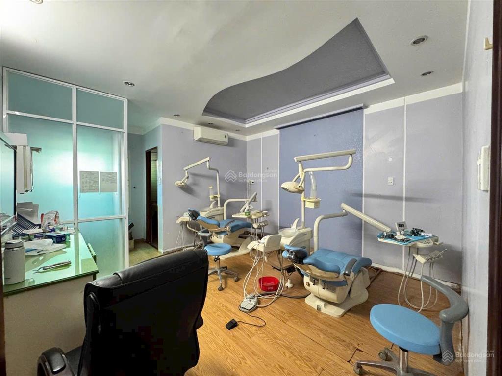 Bán mt huỳnh tấn phát vị trí kinh doanh đắc địa giá rẻ dt 92,5m2 giá 11tỷ800tr.  0909 519 ***