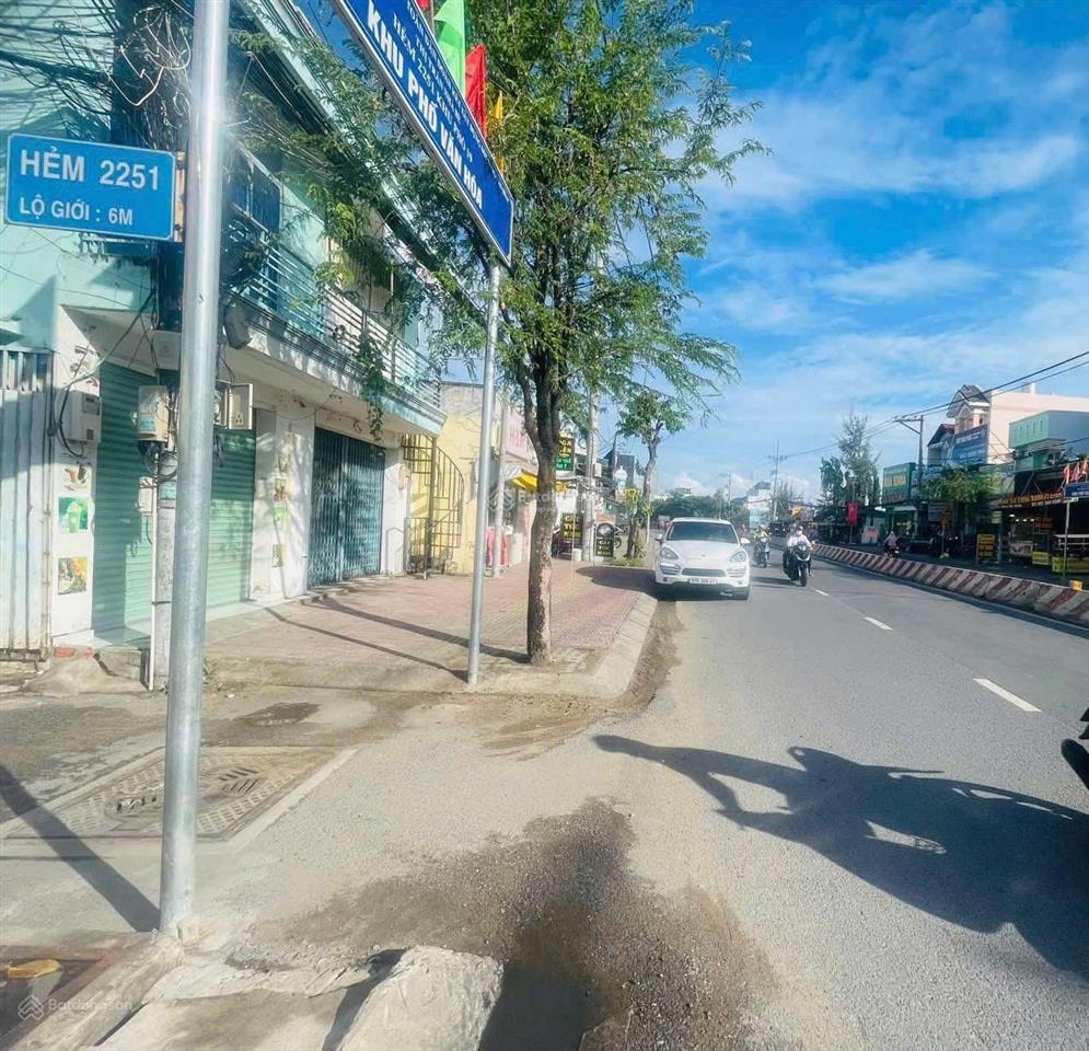 Bán nhà mặt tiền đường huỳnh tấn phát nhà bè vị trí đông dân kinh doanh đa ngành nghề  0909 519 ***