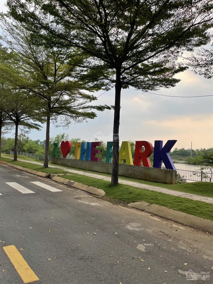 Chính chủ kẹt tiền bán gấp biệt thự view sông 2mặt tiền kdc valencia tân cảng,dt 108m2 giá 7tỷ300