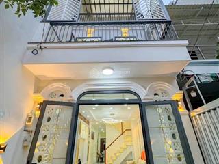 Bán nhà đẹp hẻm số 8 phú thuận,quận 7 liền kề phú mỹ hưng dt 100m2 đất giá 5tỷ800tr. 0909 519 ***