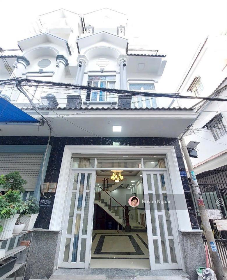 Bán nhà căn góc đường huỳnh thị đồng nhà bè hẻm xe hơi (1979 cũ) dt 59m2 giá 6tỷ200.  0909 519 ***