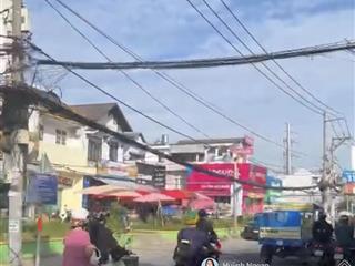 Bán nhà 4lầu mặt tiền lê văn lương,phước kiển,nhà bè hàng hiếm giá 22tỷ500triệu. 0909 519 ***