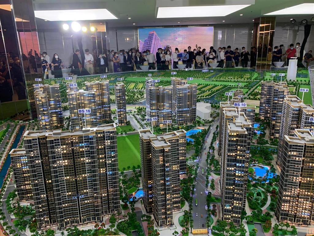 Bán gấp shophouse mặt đường bs16, 52 m2, giá gốc 9.9tỷ bán 6.8tỷ bao hết, giảm 3tỷ, đầu tư cực tốt