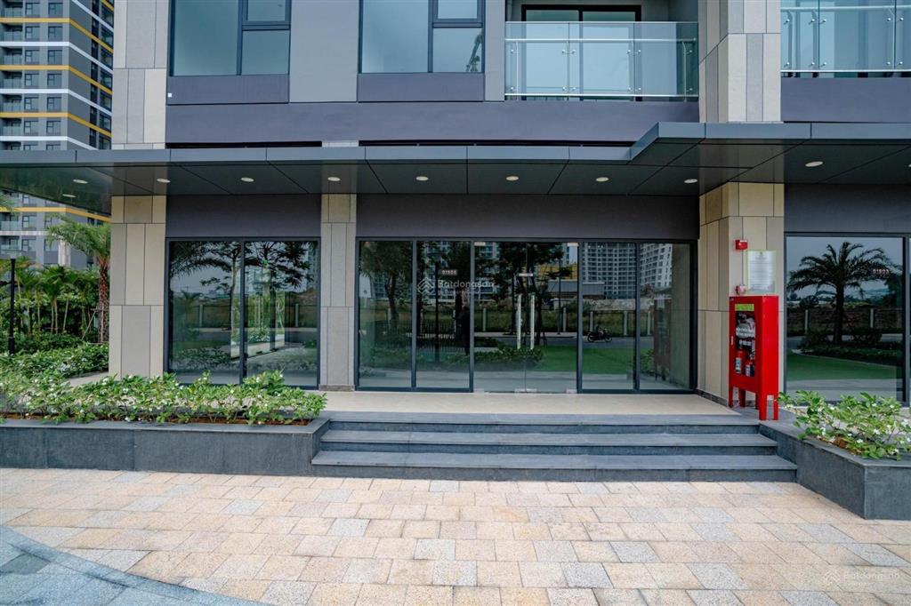 Bán gấp shophouse mặt đường bs16, 52 m2, giá gốc 9.9tỷ bán 6.8tỷ bao hết, giảm 3tỷ, đầu tư cực tốt