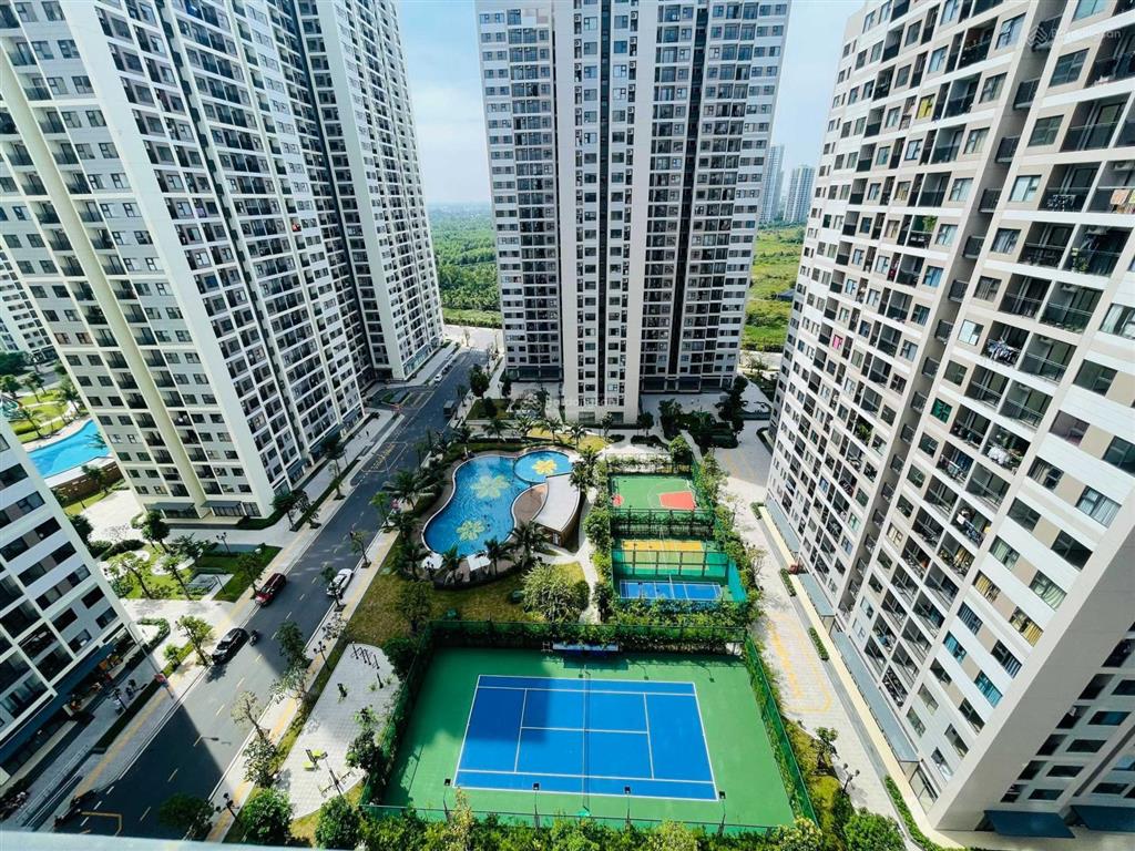 Giỏ cực tốt origami 2pn, 2.95 tỷ có sổ, view nội khu thoáng mát , trực diện hồ bơi