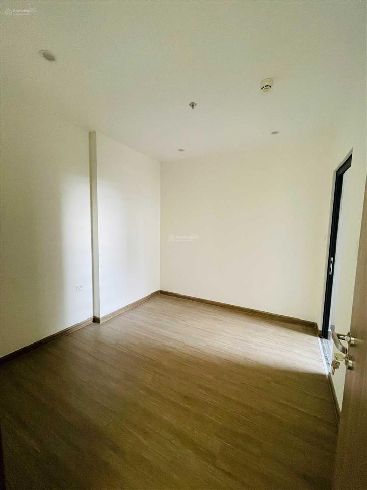 Giỏ cực tốt origami 2pn, 2.95 tỷ có sổ, view nội khu thoáng mát , trực diện hồ bơi