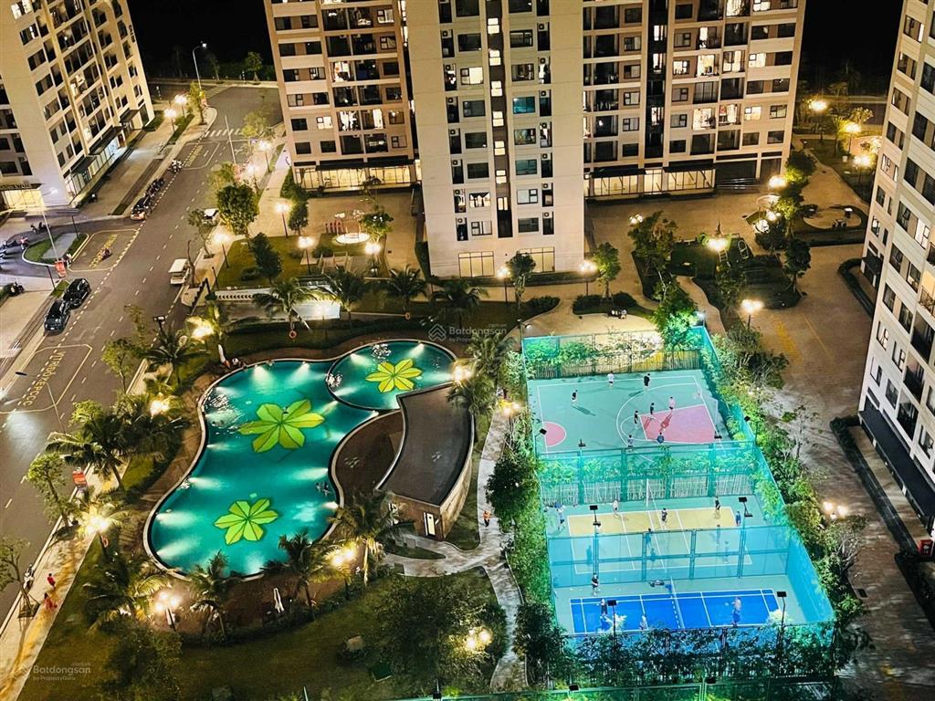 Giỏ cực tốt origami 2pn, 2.95 tỷ có sổ, view nội khu thoáng mát , trực diện hồ bơi