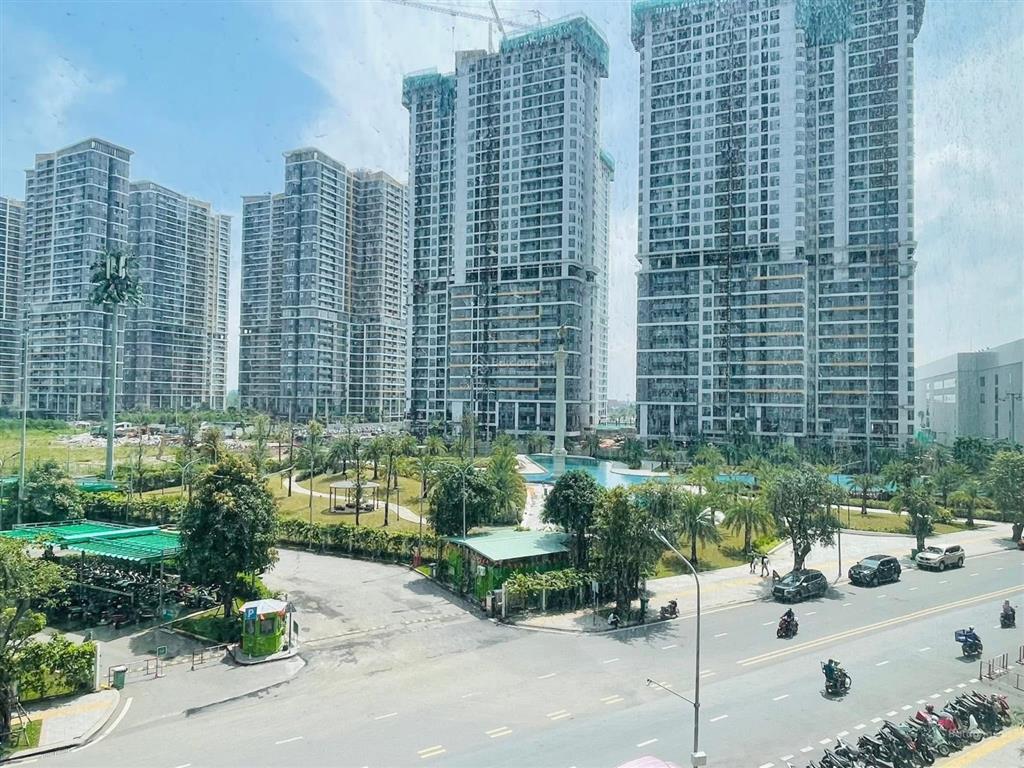 Giảm sốc 23%! căn 3pn 81m² vinhomes grand park bs9 chỉ 3,8 tỷ view kênh hoa sen, liền kề vincom