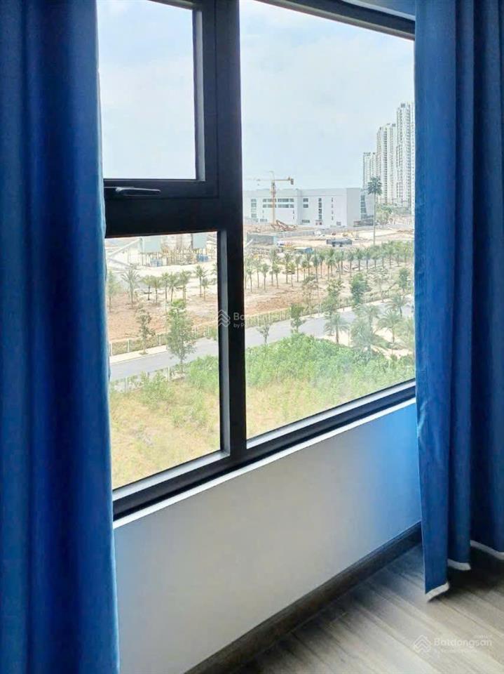 Vinhomes solari bs16 căn góc 2pn + 74m2 view đn hồ bơi đẹp, bếp rèm. có dòng tiền 7tr/th, giá 4.1tỷ