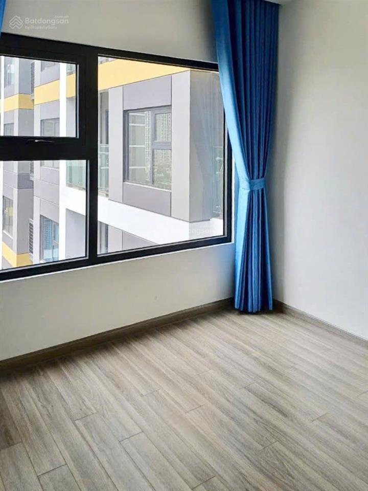 Vinhomes solari bs16 căn góc 2pn + 74m2 view đn hồ bơi đẹp, bếp rèm. có dòng tiền 7tr/th, giá 4.1tỷ