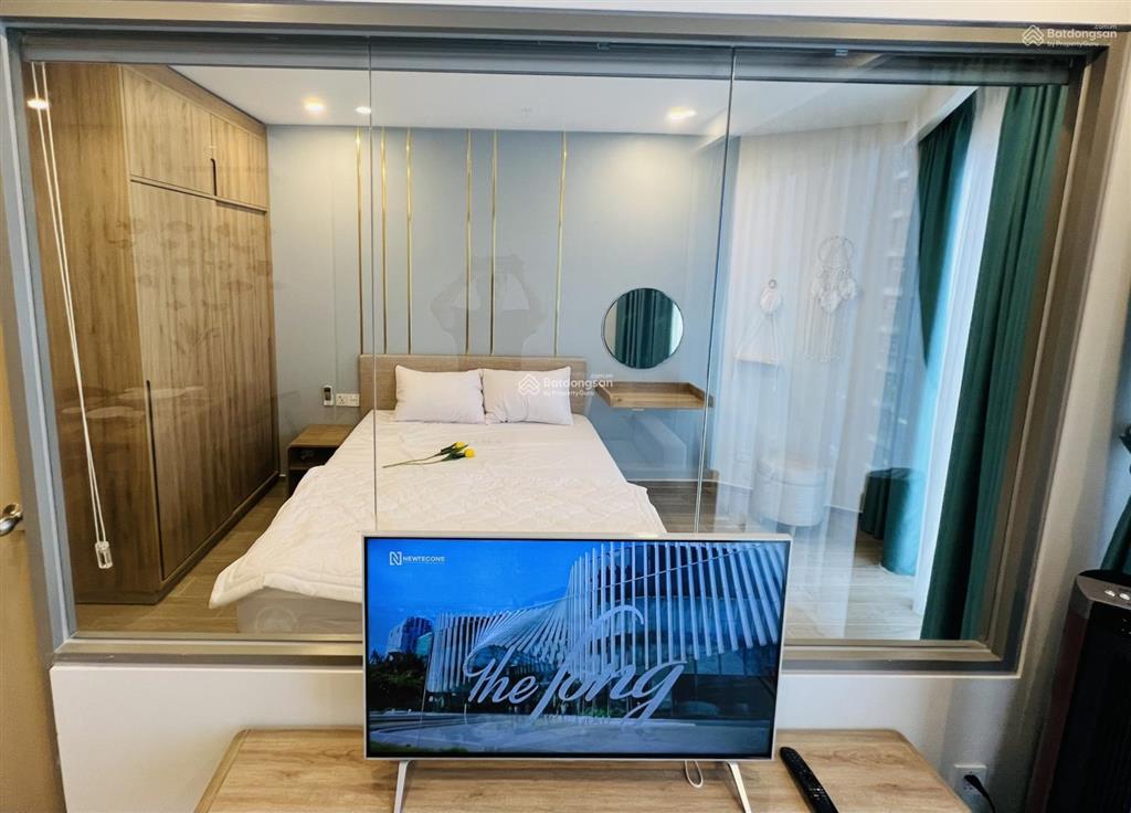Bán lỗ gấp căn 1pn+, tầng cao, view biển, giá chỉ 2,1 tỷ,  0933 994 ***