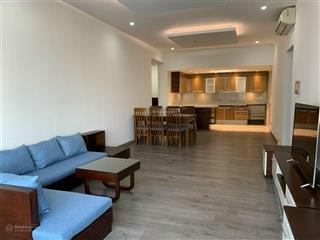 Bán căn hộ saigon pearl, 3 phòng ngủ, có sân vườn tuyệt đẹp giá 11.4 tỷ/căn