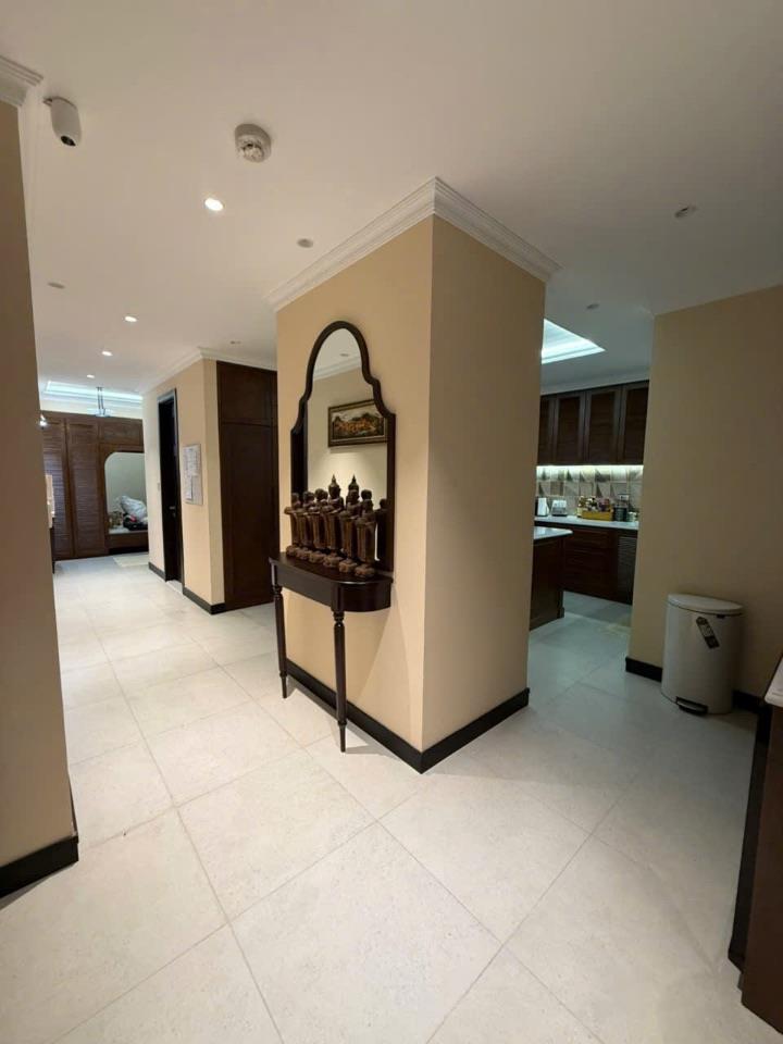 Bán căn hộ 3 phòng ngủ, thiết kế tinh tế, nội thất cao cấp mới hoàn toàn giá 19 tỷ/căn