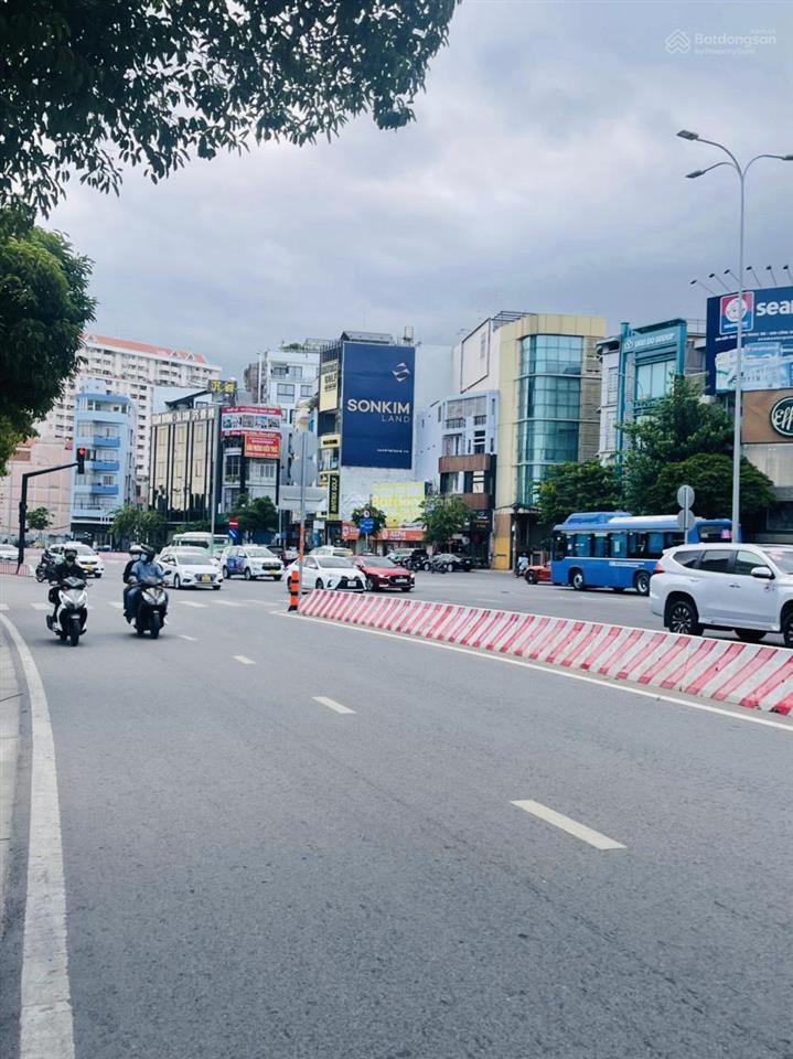 Bán nhà mặt tiền đường nguyễn hữu cảnh 4x13m kết cấu 5 tầng, có thang máy, giá chỉ 22 tỷ