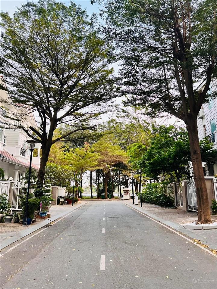 Chính chủ cần bán gấp căn biệt thự khu compound saigon pearl, dt 147m2, giá 88 tỷ