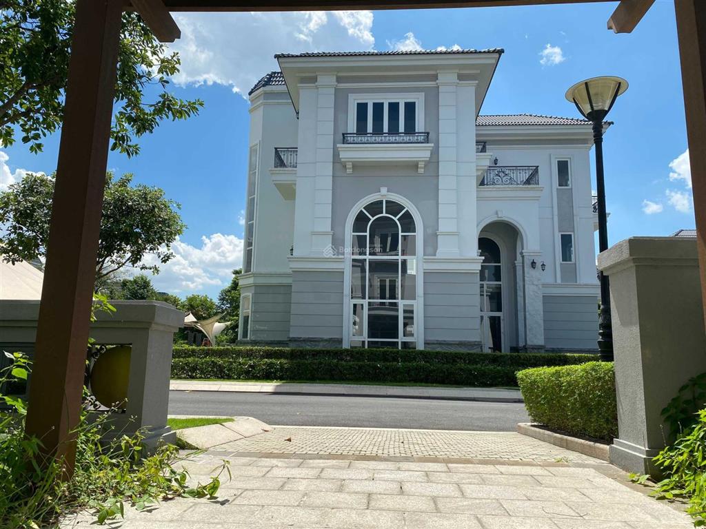 Hot! độc quyền biệt thự sol villas. giá tốt nhất. dt 132500m2, từ 17 tỷ  45 tỷ.  0902.746,319
