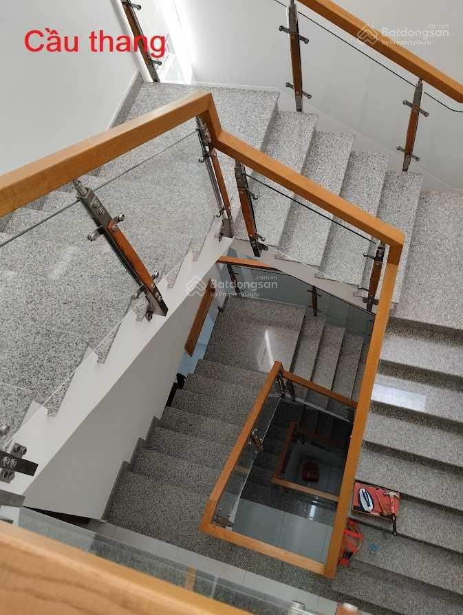 Nhà phố 4 tầng khu compound phố đông village. dt 5x20. đã có sổ, chỉ 10.7 tỷ  0902.746,319