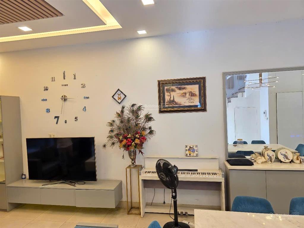 Biệt thự full nội thất, dt 120m2, chỉ 13 tỷ.  0902 746 ***