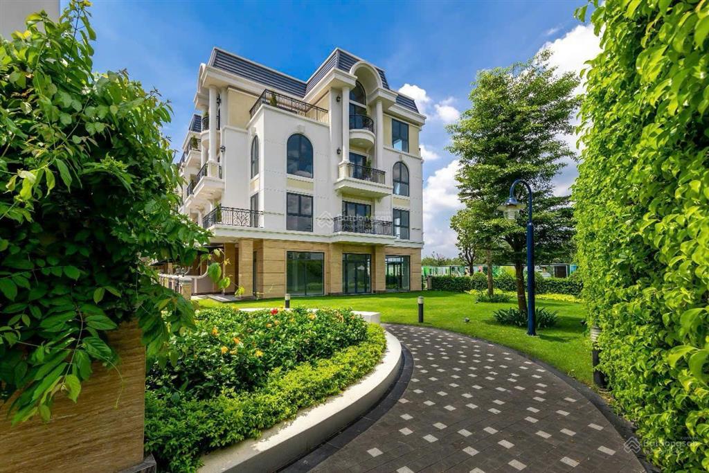 Bán biệt thự đẹp xuất sắc tại classia  khang điền, 52 tỷ, 300m2.  0902 746 ***