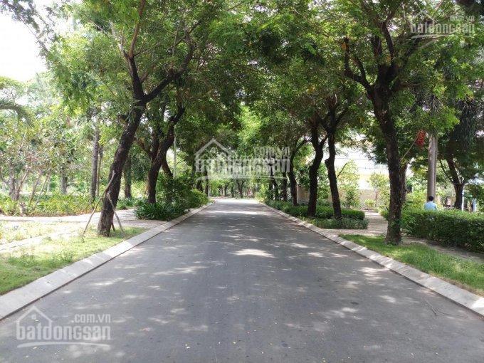 Bán gấp lô 2 mặt tiền đường 16m &12m nằm trong khu bcr. dt 8x16m.  0902.746,319