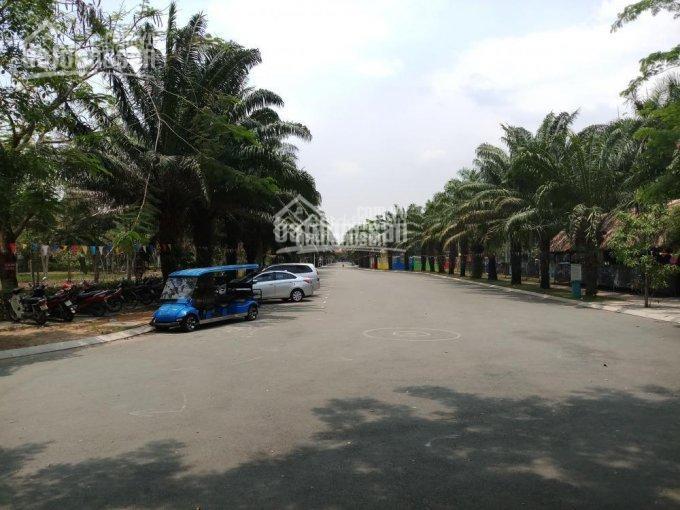 Bán gấp lô 2 mặt tiền. dt 8x16m, giá 45 tr/m2.  0902 746 ***