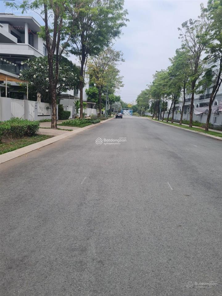 Bán biệt thự góc phố đông village, 21 tỷ, 188m2, cát lái, quận 2.  0902.746,319