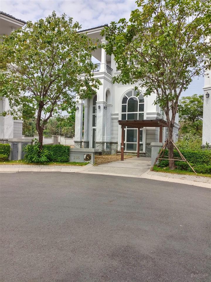 Căn 2 mt khu sol villas. vị trí cực đẹp. dt 342m2, chỉ 39 tỷ.  0902 746 ***