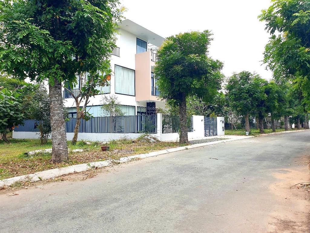 Đất mt trục chính khu bcr. dt 410m2, giá chỉ 37 tr/m2.  0902.746,319