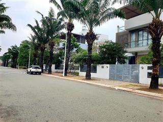 Lô mt trục chính. dt 129m2, đối diện công viên, chỉ 5.8 tỷ.  0902.746,319