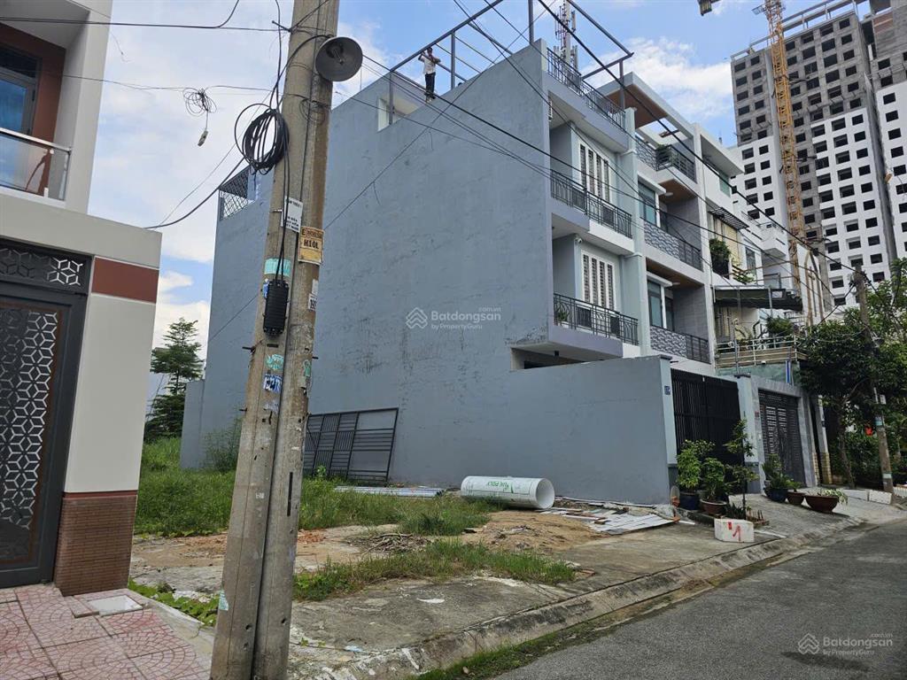 Lô đất tuyệt đẹp, gần khu chung cư, trường học, ngay gần phạm thế hiển. dt 120m2, chỉ 5.3 tỷ