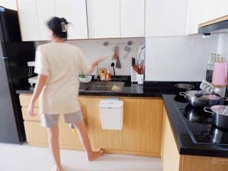 Bán căn hộ 3pn, 2wc, giá 3.2 tỷ dt 82m2, nội thất dính tường vinhomes grand park, quận 9, tp. hcm