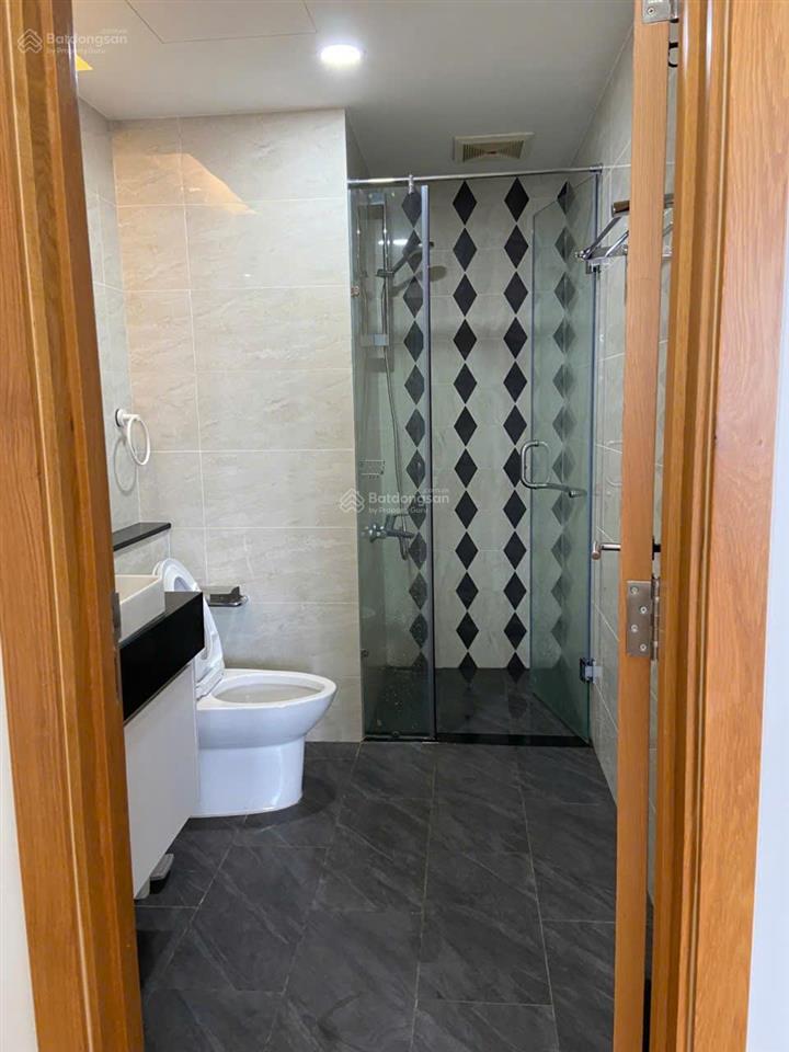 Bán căn hộ riverpark premier  2pn thiết kế rộng rãi, full nội thất có ô xe hầm