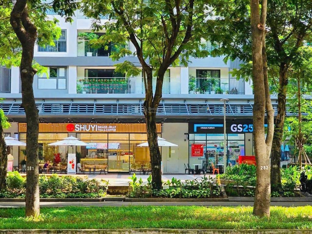 Shophouse đại lộ celadon. căn đẹp sẵn hd thuê 5 năm. cam kết lợi nhuận đến 5%. k phát sinh chi phí
