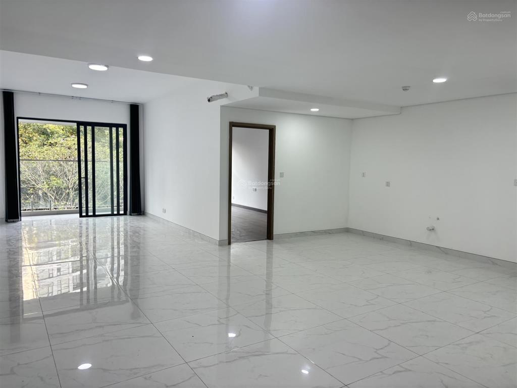 Căn hiếm! sky villa celadon city 206m², 3 phòng ngủ, nhận nhà ngay. giá thật, xem là chốt. nhà mới