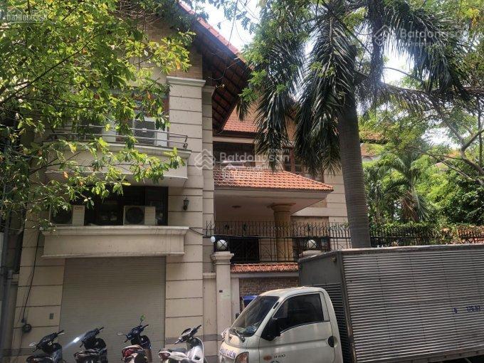 Biệt thự sân vườn yên thế  cửu long, p2, tb. dt 12*12,5m lửng 3 lầu st. giá 17,5 tỷ