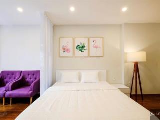 Bán nhà mtnb 306/* nguyễn thị minh khai, thông võ văn tần, 4,2m x 18m