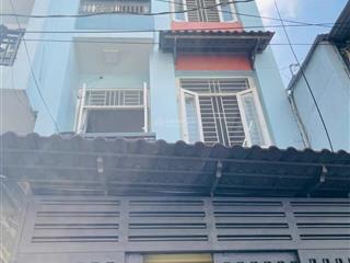 Cho thuê nhà nguyên căn kế bên khu bàu cát, chợ tân bình.