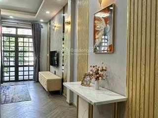 Bán nhà đường nguyễn hữu cảnh rộng 16m phường 22  bình thạnh