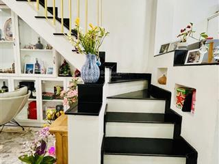 Nhà đường nguyễn đình chiểu, phường 4, quận phú nhuận